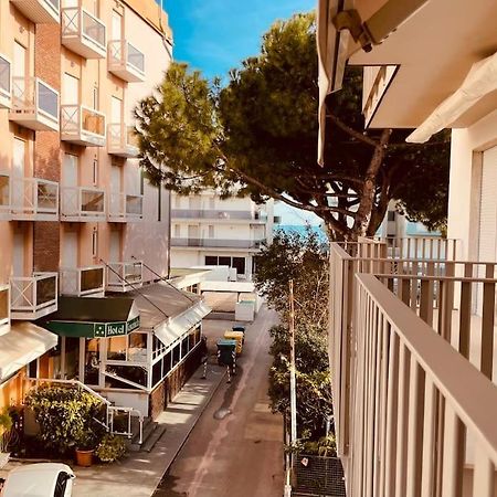 Appartamento Soyus 10 Lido di Jesolo Exterior photo