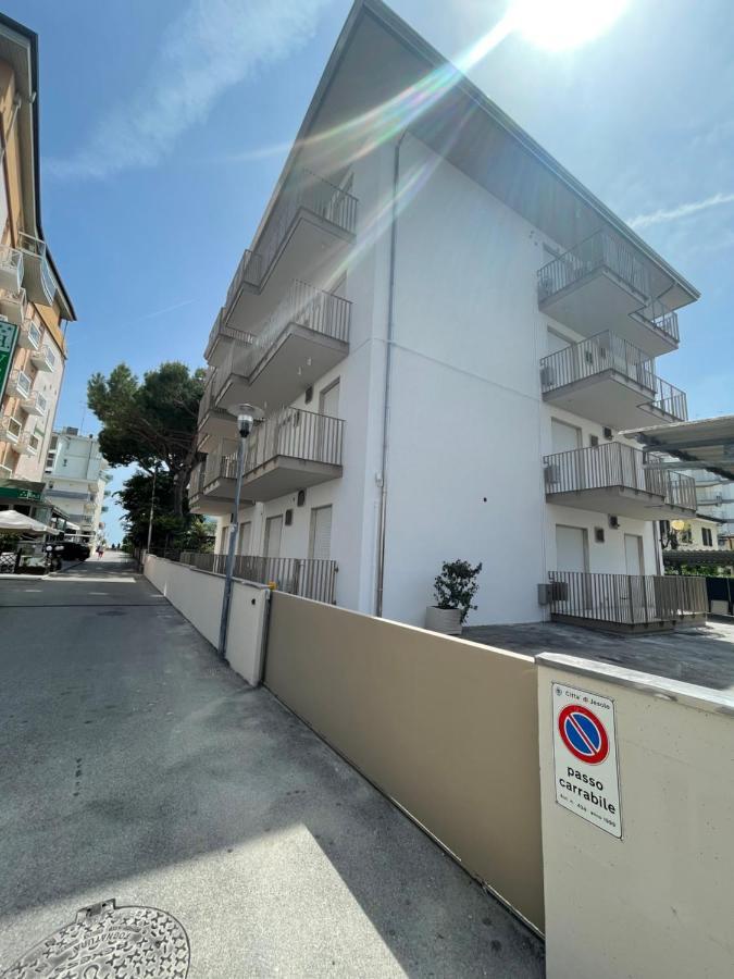 Appartamento Soyus 10 Lido di Jesolo Exterior photo