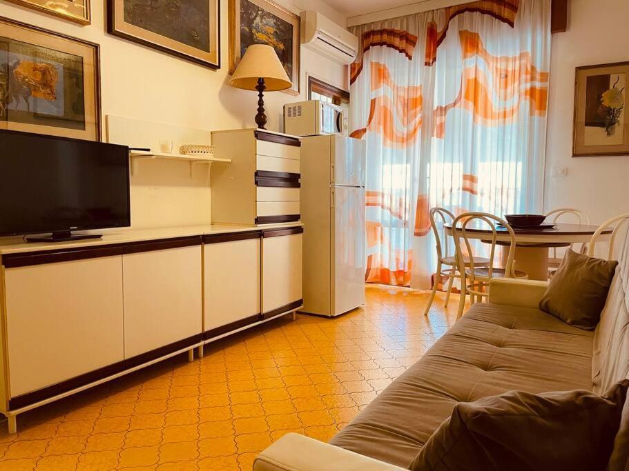 Appartamento Soyus 10 Lido di Jesolo Exterior photo